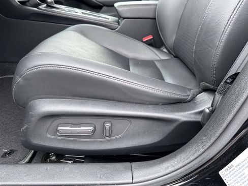 Used 2024 Honda Civic Touring image 10