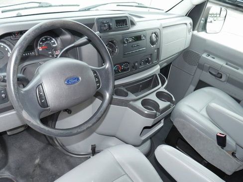Used 2014 Ford E-350 and Econoline 350 Super Duty w/ Power Group image 12