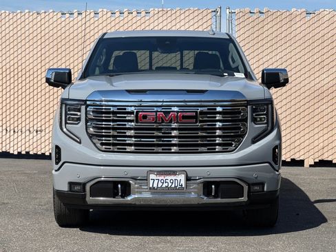 Certified 2025 GMC Sierra 1500 Denali image 9