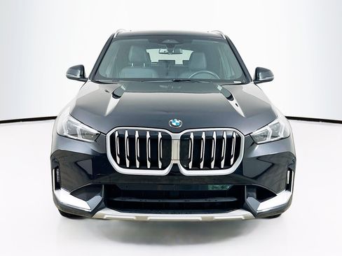 Used 2025 BMW X1 xDrive28i w/ Convenience Package AWD/4WD image 2