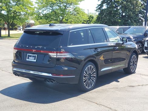 New 2026 Lincoln Aviator Black Label w/ Dynamic Handling Package AWD/4WD image 4
