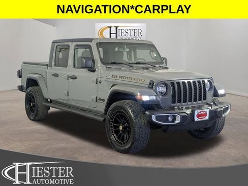 Used 2023 Jeep Gladiator Sport AWD/4WD image 1