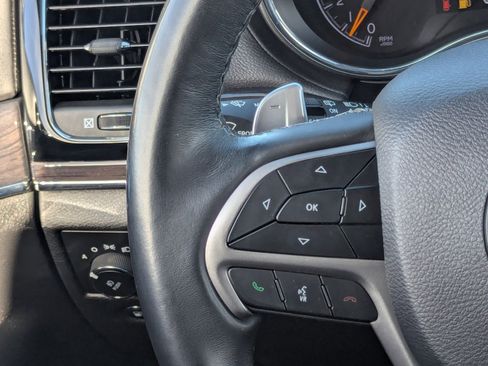 Used 2019 Jeep Grand Cherokee Overland image 25