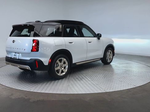 Used 2025 MINI Cooper Countryman S image 8
