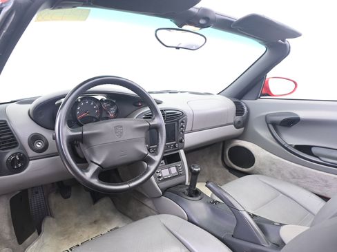 Used 1997 Porsche Boxster RWD image 27