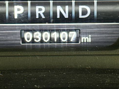 Used 2021 RAM 1500 Laramie w/ Sport Appearance Package AWD/4WD image 30