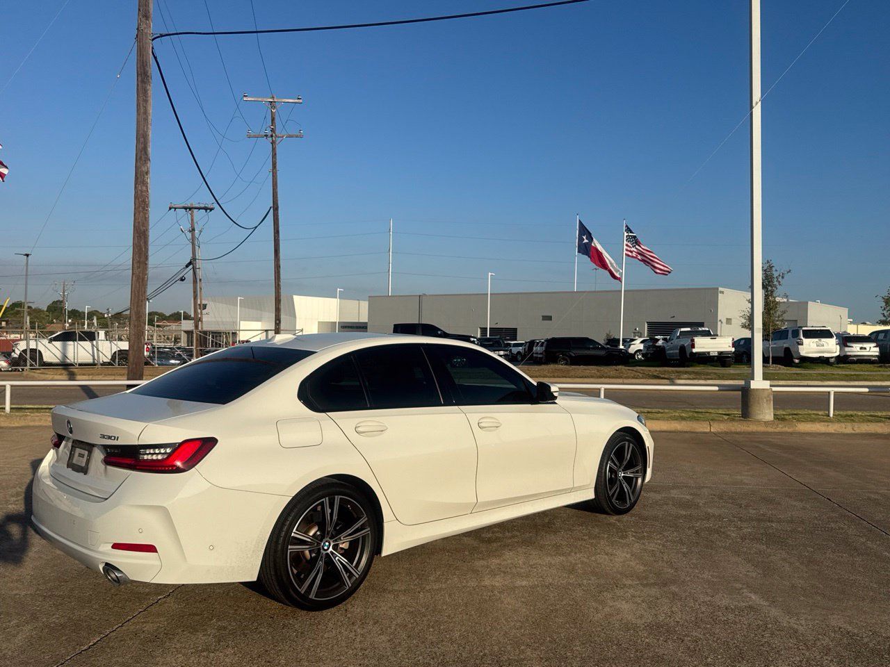 Used 2023 BMW 330i Sedan w/ Premium Package RWD image 24