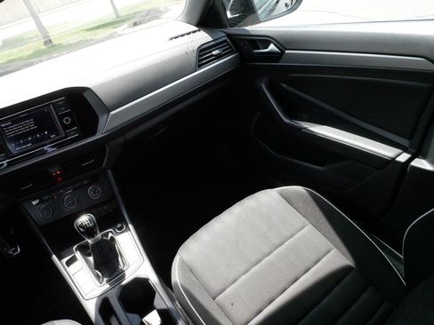 Certified 2024 Volkswagen Jetta Sport FWD image 11