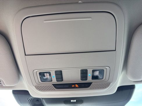 New 2026 Ford Explorer Active RWD image 39