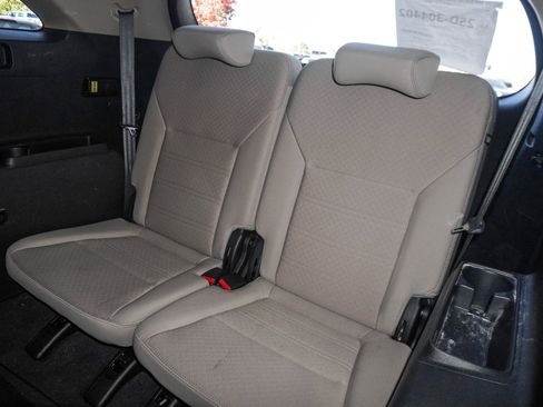 Used 2019 Kia Sorento LX image 37