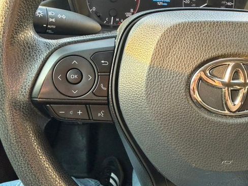 Used 2023 Toyota Corolla LE FWD image 7
