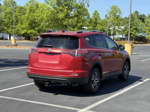 Used 2017 Toyota RAV4 LE w/ Carpet Mat Package FWD image 7