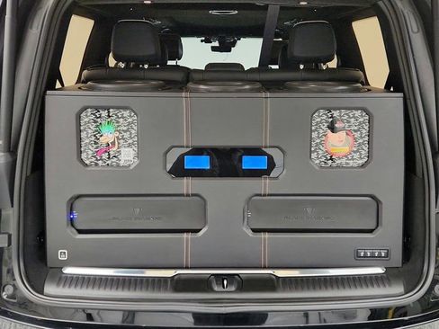 Used 2023 Jeep Grand Wagoneer Series III w/ Quick Order Packagew 28T image 22