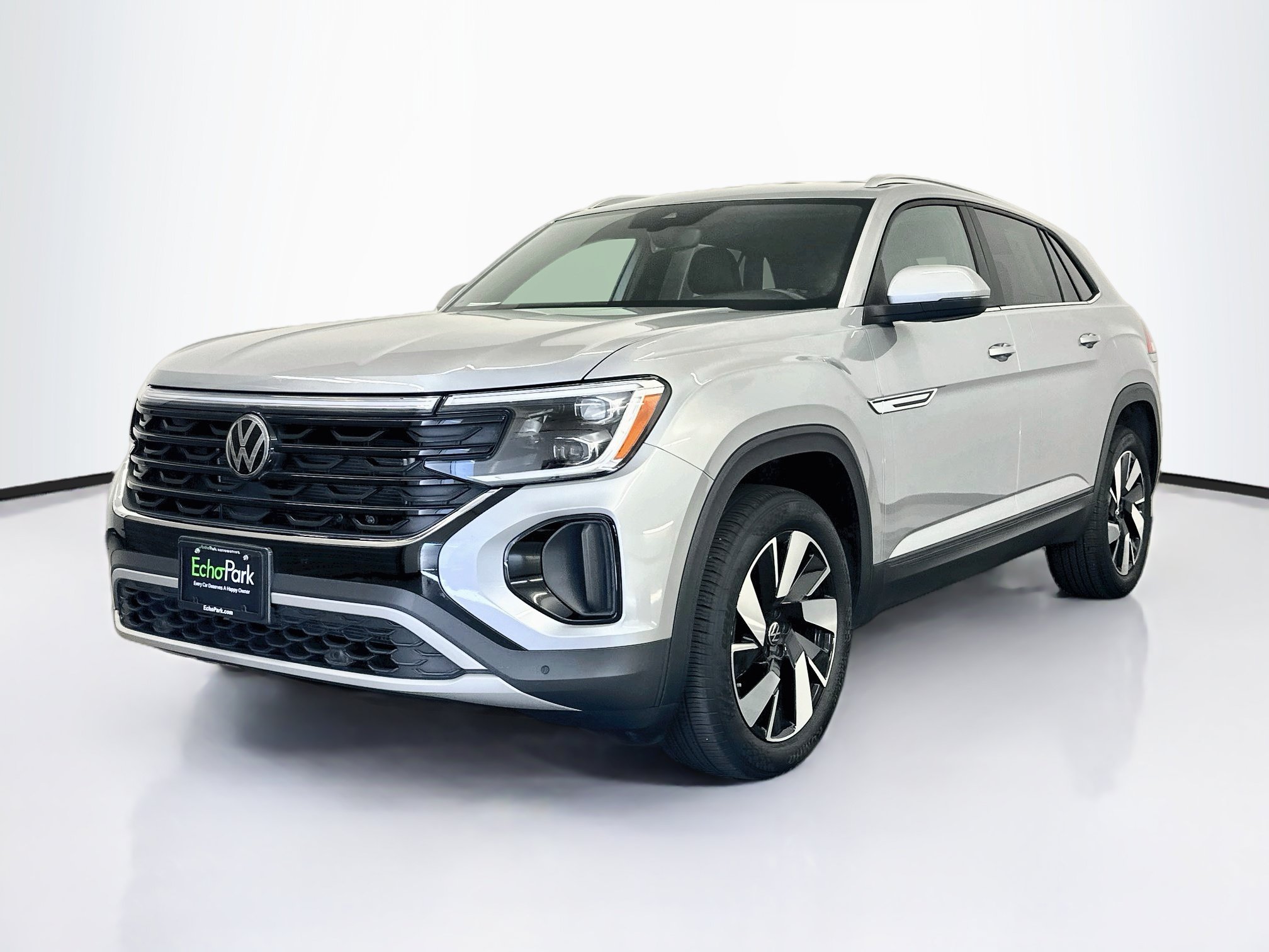 Used 2026 Volkswagen Atlas Cross Sport SE AWD/4WD image 3