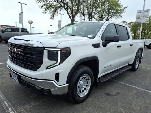 Used 2024 GMC Sierra 1500 Pro w/ Pro Value Package AWD/4WD image 3