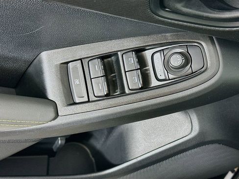 Certified 2025 Subaru Crosstrek 2.5i Sport w/ Crosstrek Mirror Package image 23