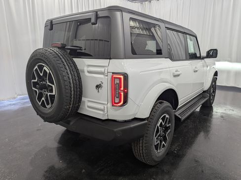 New 2025 Ford Bronco Outer Banks image 7