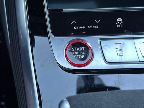 New 2026 Audi RS Q8 performance image 22