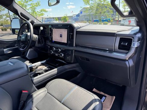 Used 2025 Ford F350 Platinum AWD/4WD image 22