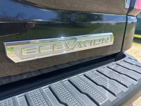 Used 2019 GMC Sierra 1500 Elevation w/ Elevation Value Package AWD/4WD image 13