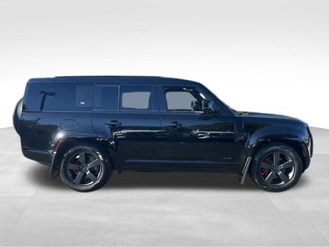 Used 2023 Land Rover Defender 130 X AWD/4WD image 2