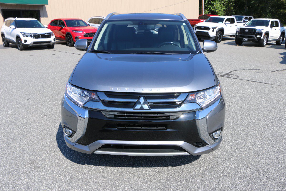 Used 2018 Mitsubishi Outlander SEL AWD/4WD image 11