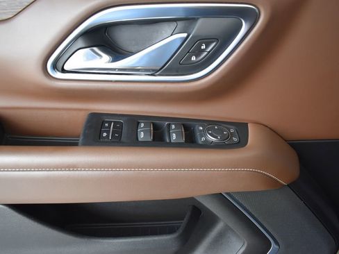 Used 2021 Chevrolet Tahoe High Country RWD image 19