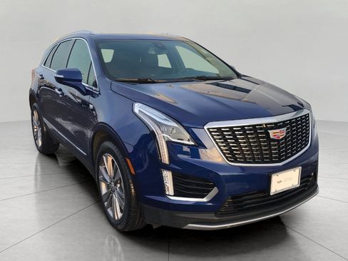 Certified 2025 Cadillac XT5 Premium Luxury image 1