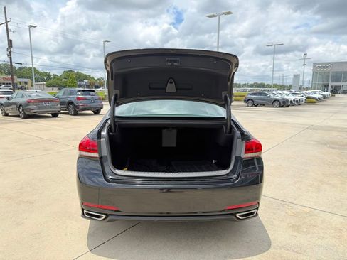 Used 2017 Genesis G80 3.8 w/ Option Group 02 RWD image 22