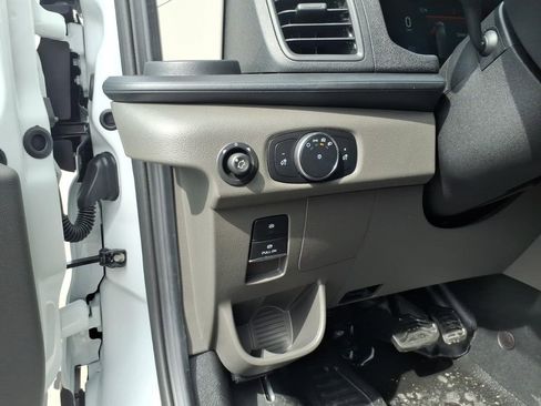New 2026 Ford Transit 250 148 Medium Roof Extended AWD image 14