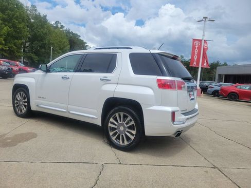 Used 2017 GMC Terrain Denali FWD image 3