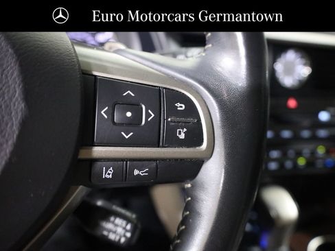 Used 2022 Lexus RX 450h AWD w/ Premium Package image 14