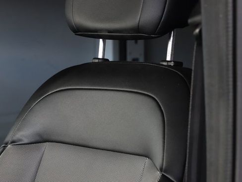 Used 2023 RAM ProMaster 2500 image 12