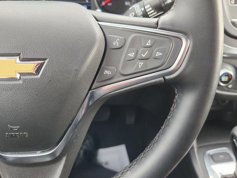 Used 2024 Chevrolet Equinox LT image 12