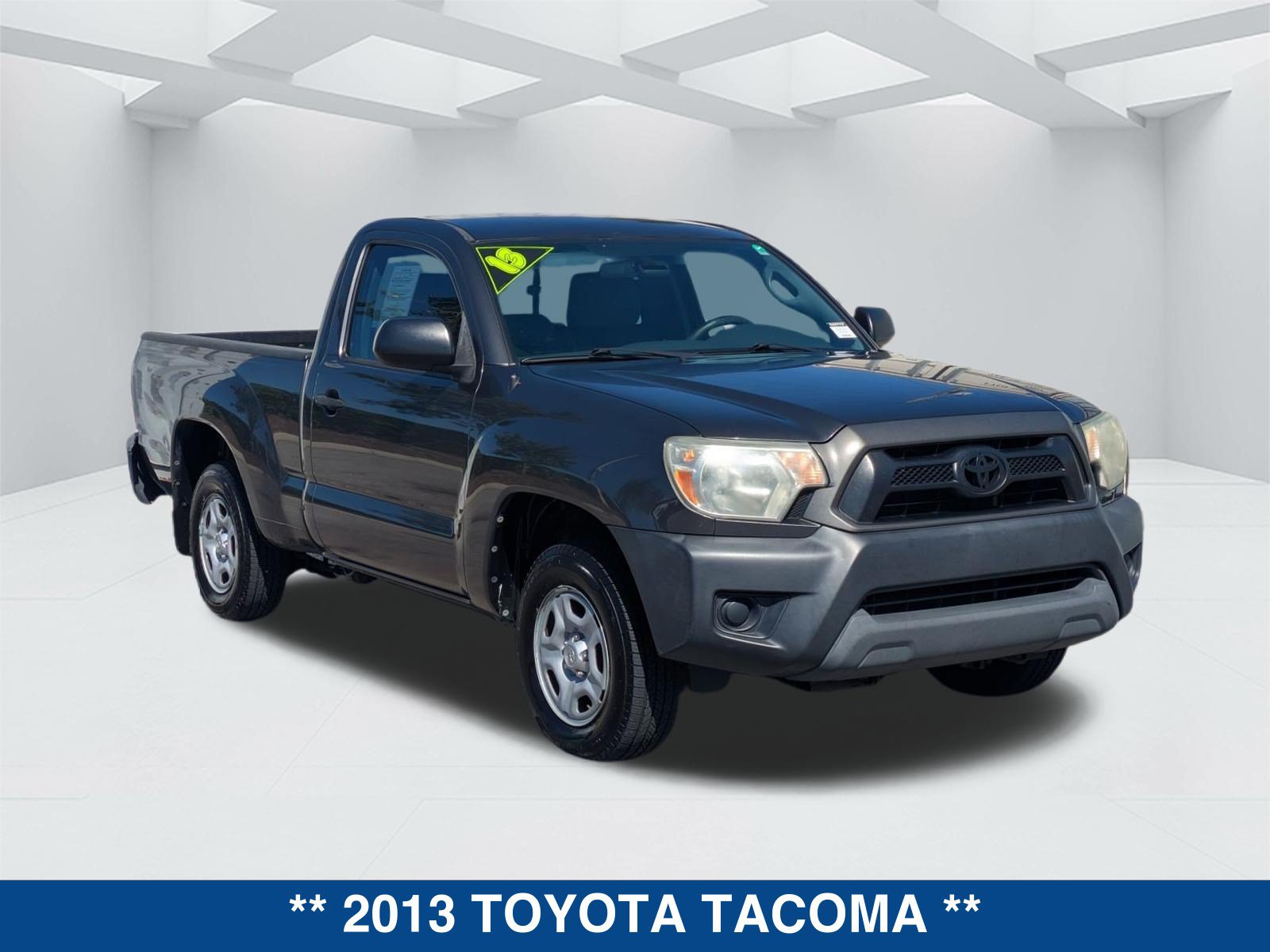 Used 2013 Toyota Tacoma 2WD Regular Cab image 3