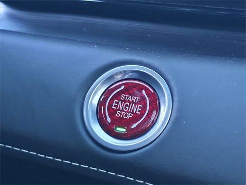 Used 2024 Cadillac Escalade V w/ LPO, ONYX Package image 21