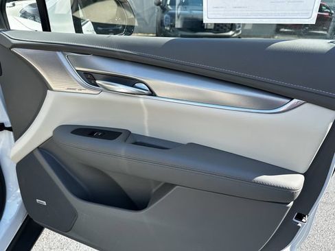 Used 2023 Cadillac XT5 Premium Luxury AWD/4WD image 35