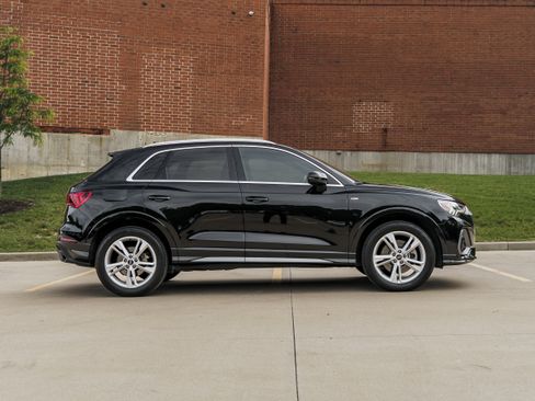 Used 2023 Audi Q3 2.0T Premium Plus AWD/4WD image 3