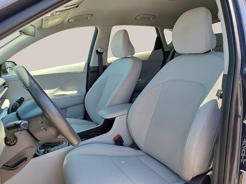 Used 2024 Hyundai Kona SEL FWD image 11