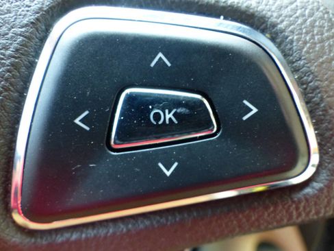 Used 2015 Lincoln MKC Base AWD 4dr SUV w/ Equipment Group 102A Reserve image 29