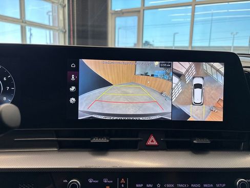 Used 2023 Kia Sportage SX image 24