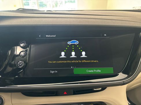 Used 2023 Buick Envision Avenir image 41