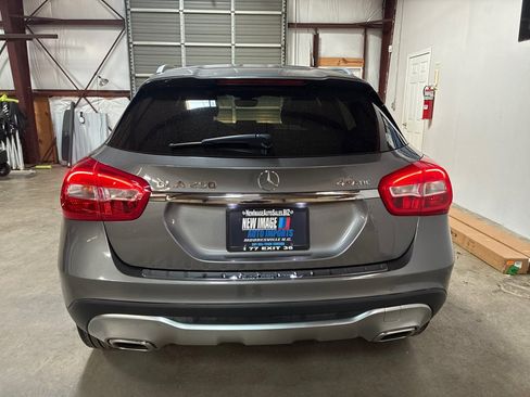 Used 2018 Mercedes-Benz GLA 250 4MATIC image 13