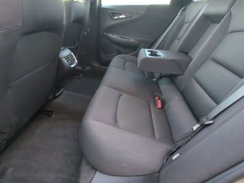 Used 2023 Chevrolet Malibu LT FWD image 23