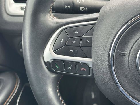 Used 2018 Jeep Compass Latitude w/ Popular Equipment Group image 22