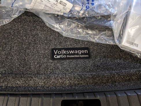 New 2026 Volkswagen Taos SE image 29