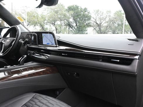 Certified 2023 Cadillac Escalade ESV Sport Platinum image 24