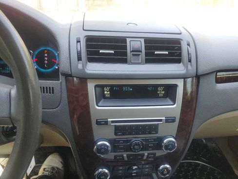 Used 2012 Ford Fusion SEL image 29