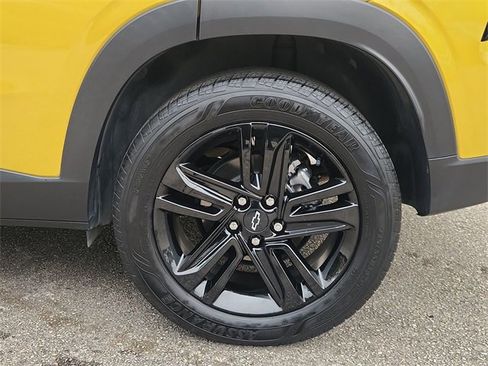 Used 2024 Chevrolet Trax ACTIV w/ Driver Confidence Package image 30