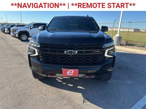 Used 2024 Chevrolet Tahoe Z71 w/ Luxury Package image 2